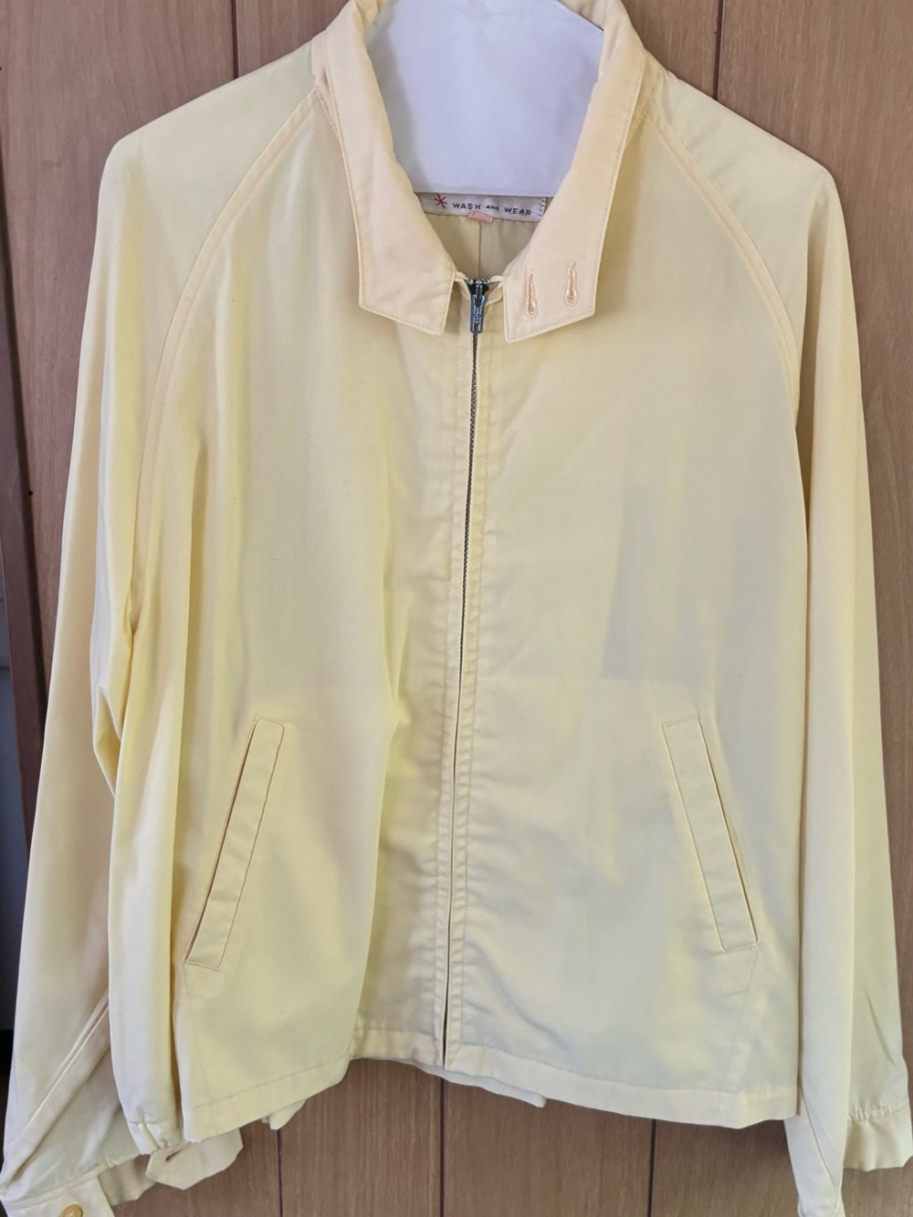 Late 1950s- Early 1960s vintage Yellow Jacket
